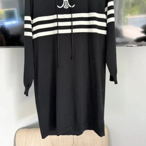 Celine Cashmere Blend Lightweight Sweater Dress With hood - Picture 6 of 7